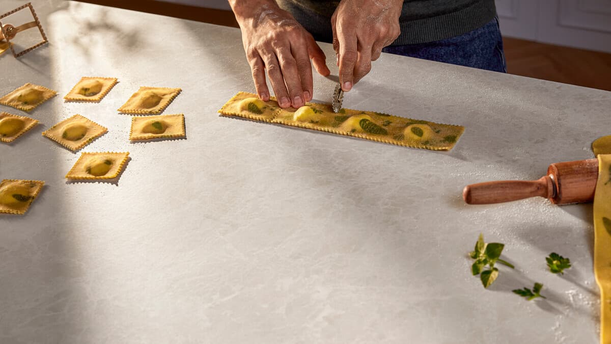 Lucillia in use